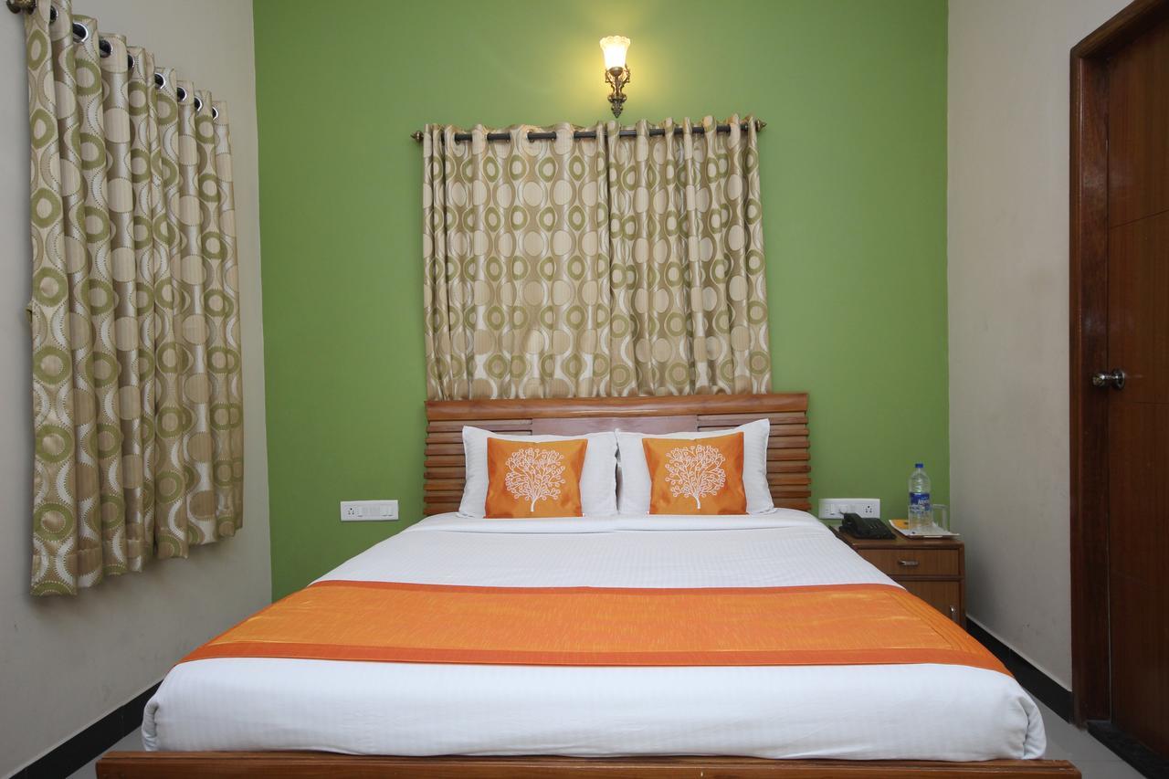 Oyo 2916 Apartment Queen'S Castle Bangalore Exterior foto