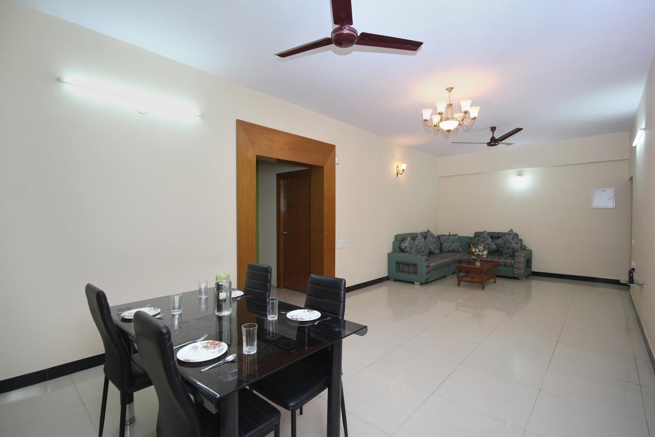 Oyo 2916 Apartment Queen'S Castle Bangalore Exterior foto